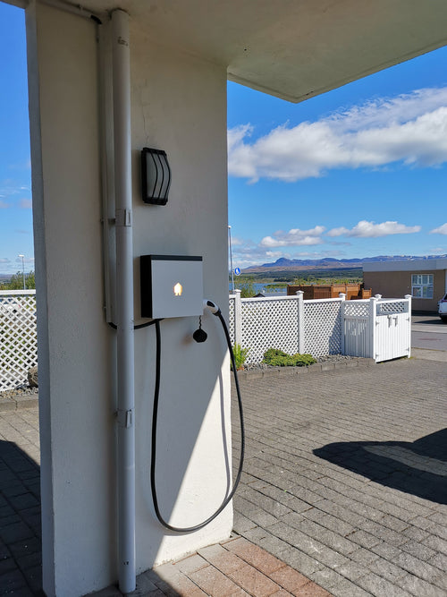 Smappee EV Wall Home 22 kW áfastur kapall - Heimahleðslustöð